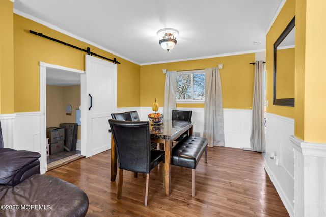 32 Koenig Lane, Freehold, NJ 07728