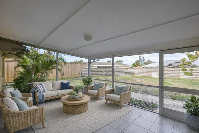 220 57TH STREET COURT W, Bradenton, FL 34209