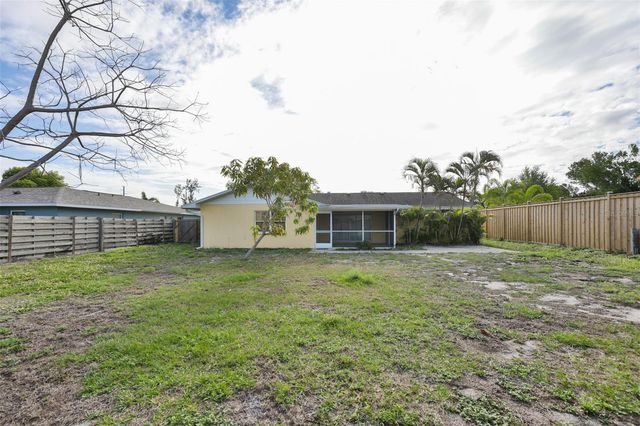 220 57TH STREET COURT W, Bradenton, FL 34209