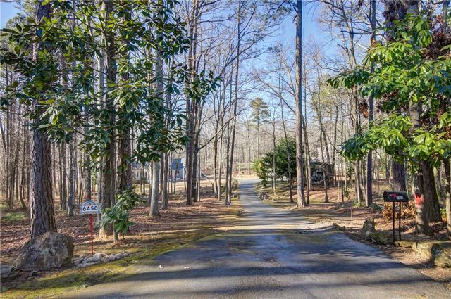 6450 Lake Sara Glen Drive, Douglasville, GA 30135