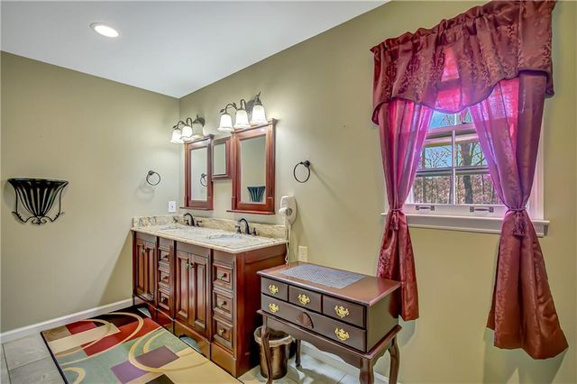 6450 Lake Sara Glen Drive, Douglasville, GA 30135