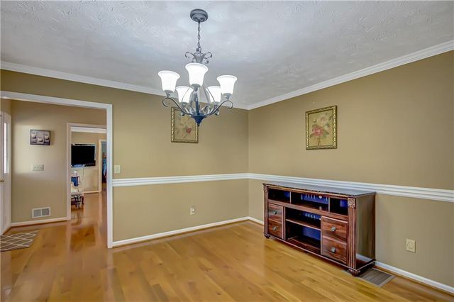 6450 Lake Sara Glen Drive, Douglasville, GA 30135
