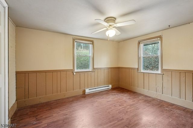 398 Riegelsville Rd, Holland Twp., NJ 08848