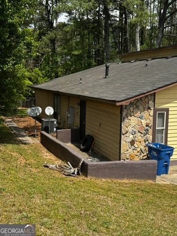 6180 Beethoven Circle, Riverdale, GA 30296