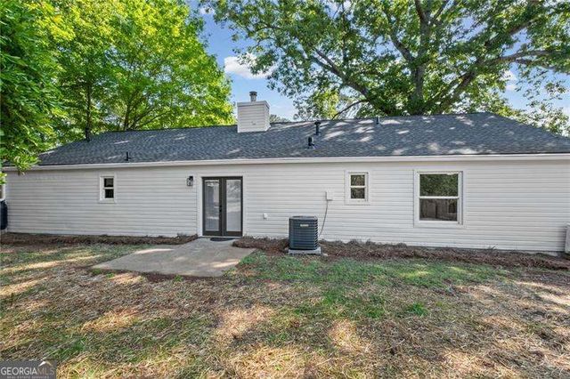 213 Colemans Bluff Drive, Woodstock, GA 30188