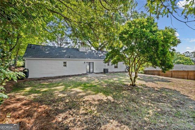 213 Colemans Bluff Drive, Woodstock, GA 30188