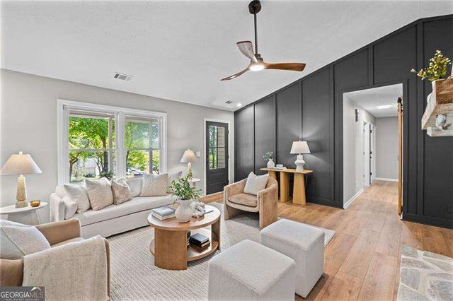 213 Colemans Bluff Drive, Woodstock, GA 30188