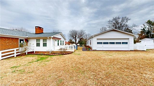 126 Apollo Circle, Archdale, NC 27263