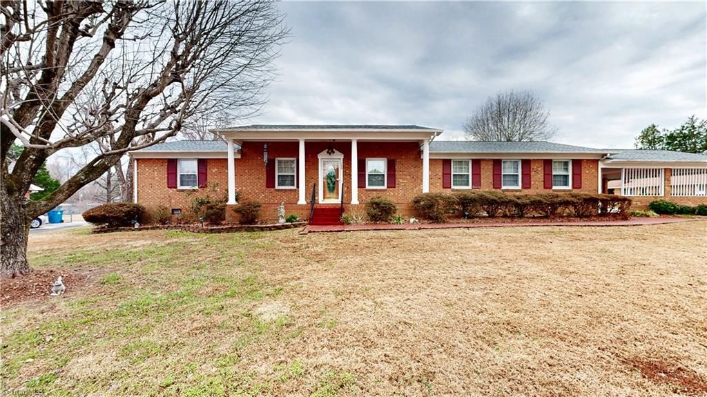 126 Apollo Circle, Archdale, NC 27263