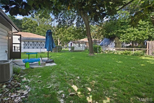 2229 E A Street, Belleville, IL 62221