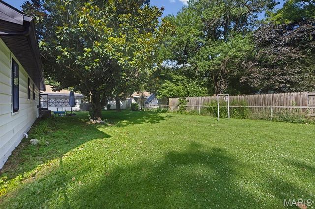 2229 E A Street, Belleville, IL 62221