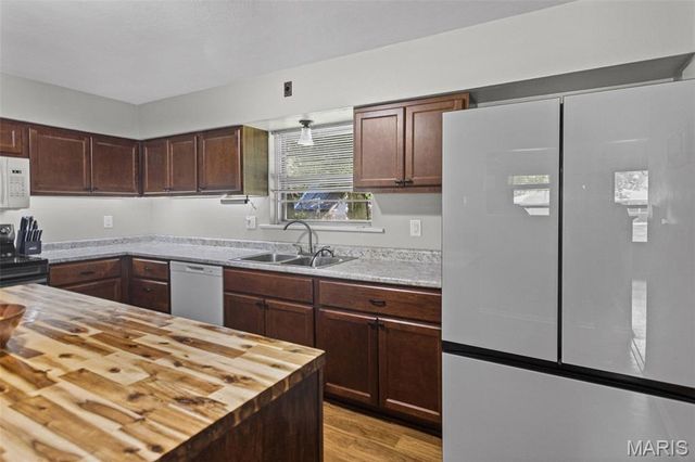 2229 E A Street, Belleville, IL 62221