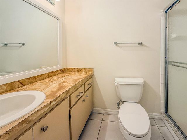 2604 WOODGATE LANE J6, Sarasota, FL 34231