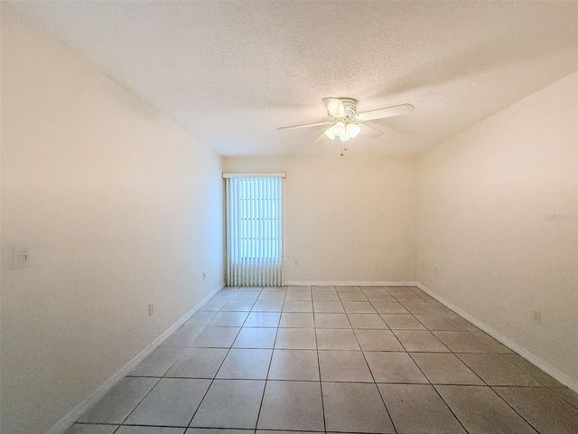 2604 WOODGATE LANE J6, Sarasota, FL 34231