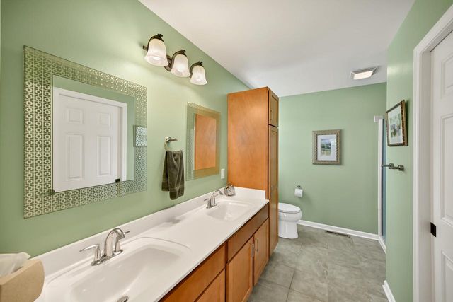1986 Blue Spruce COURT, Grafton, WI 53024