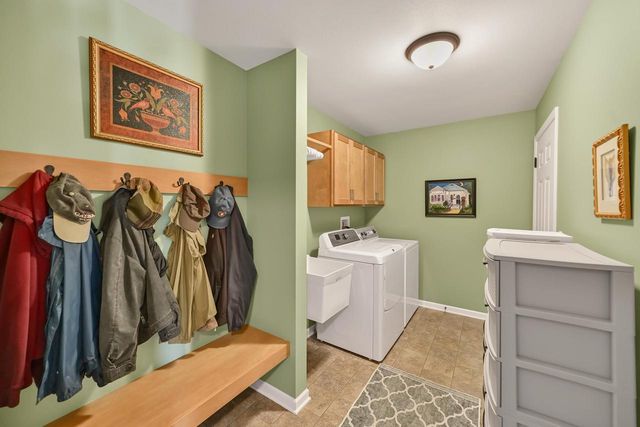 1986 Blue Spruce COURT, Grafton, WI 53024