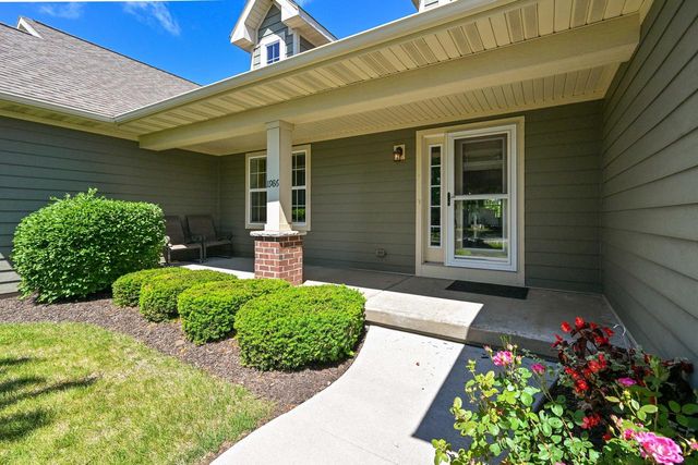 1986 Blue Spruce COURT, Grafton, WI 53024