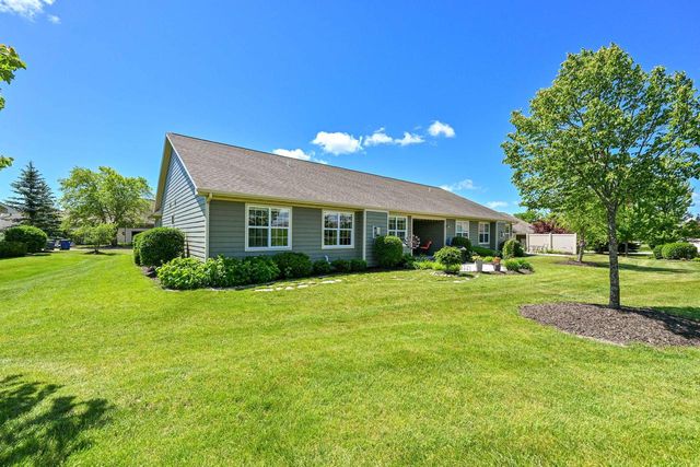 1986 Blue Spruce COURT, Grafton, WI 53024