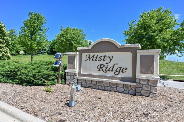 1986 Blue Spruce COURT, Grafton, WI 53024