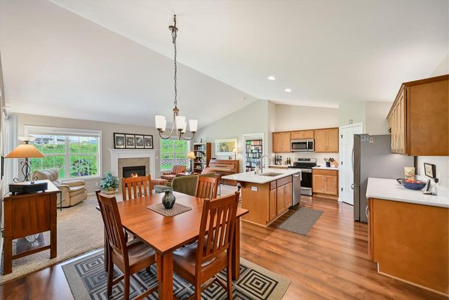 1986 Blue Spruce COURT, Grafton, WI 53024