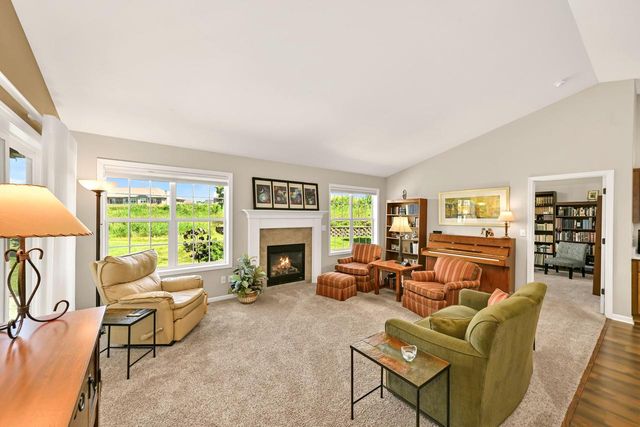 1986 Blue Spruce COURT, Grafton, WI 53024