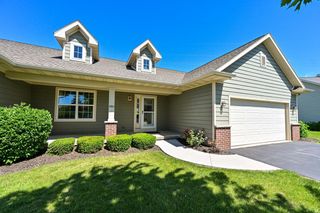 1986 Blue Spruce COURT, Grafton, WI 53024