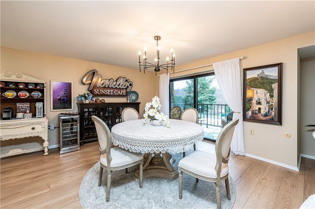 3 Alta Vita Dr 205, Hempfield Twp, PA 15601