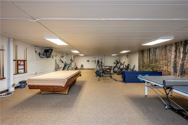 3 Alta Vita Dr 205, Hempfield Twp, PA 15601