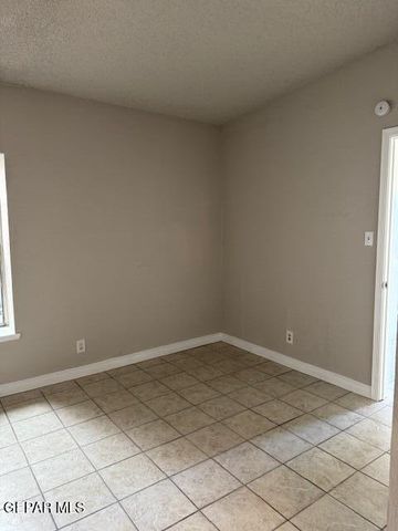 10003 CARIBOU Drive B, El Paso, TX 79924