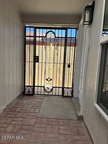 10003 CARIBOU Drive B, El Paso, TX 79924