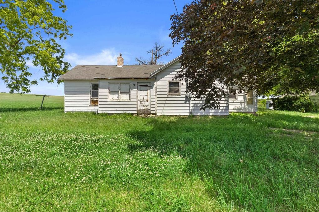 12632 W Highway 59, Evansville, WI 53536