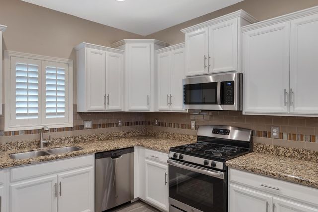 26239 N 166th Avenue, Surprise, AZ 85387