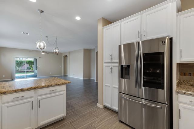 26239 N 166th Avenue, Surprise, AZ 85387