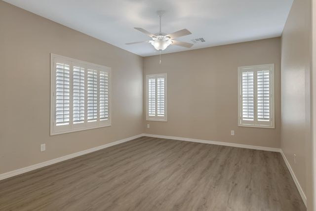 26239 N 166th Avenue, Surprise, AZ 85387