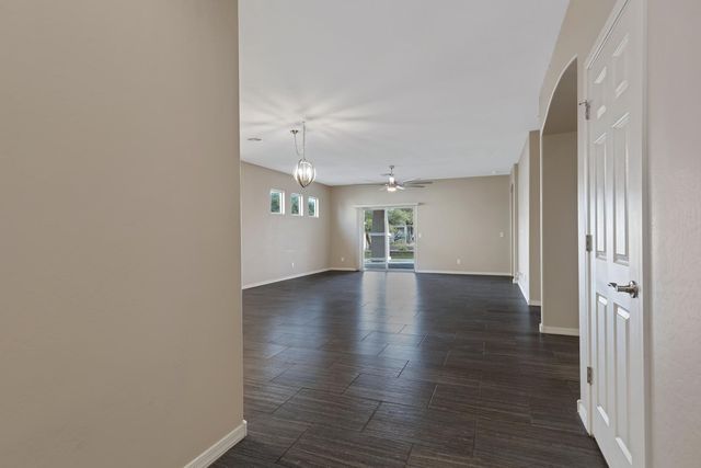 26239 N 166th Avenue, Surprise, AZ 85387