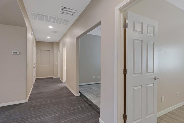 26239 N 166th Avenue, Surprise, AZ 85387