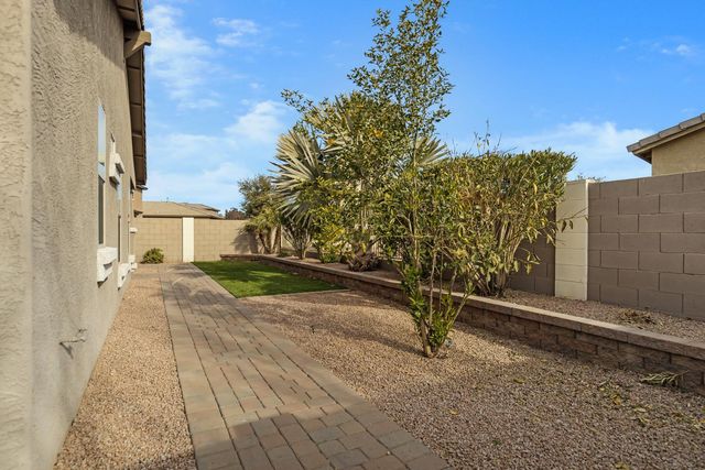 26239 N 166th Avenue, Surprise, AZ 85387