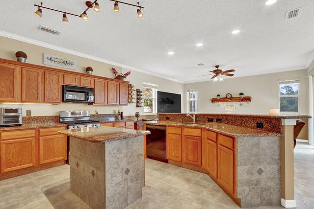 5690 Saddle Trail Lane, Lake Worth, FL 33449