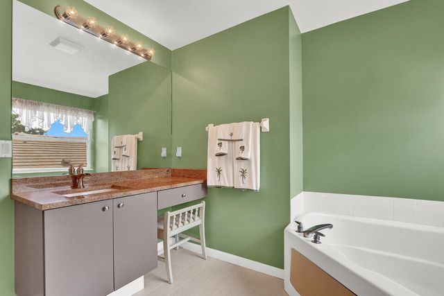 5690 Saddle Trail Lane, Lake Worth, FL 33449