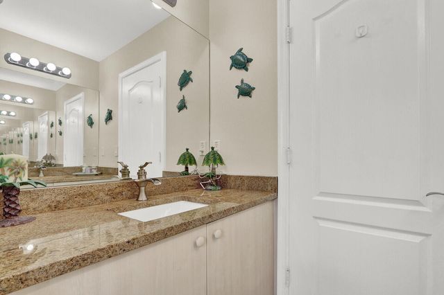 5690 Saddle Trail Lane, Lake Worth, FL 33449