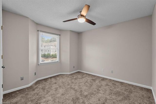 3701 Cotswold Terrace 7M, Greensboro, NC 27410