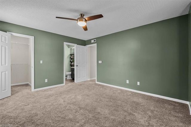 3701 Cotswold Terrace 7M, Greensboro, NC 27410