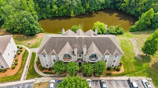 3701 Cotswold Terrace 7M, Greensboro, NC 27410