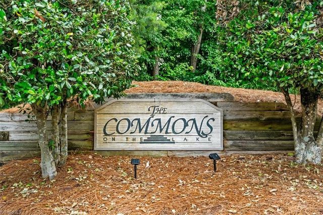 3701 Cotswold Terrace 7M, Greensboro, NC 27410