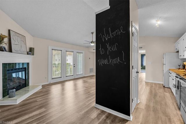 3701 Cotswold Terrace 7M, Greensboro, NC 27410