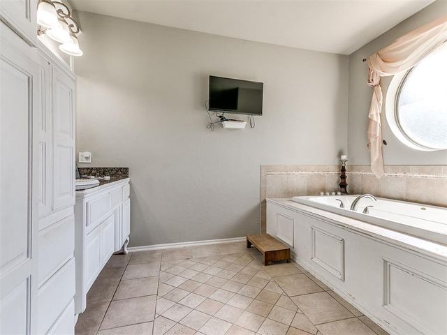 2813 Lysander Place, Oklahoma City, OK 73128