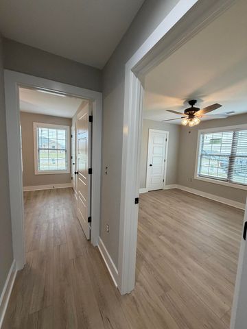 300 Whitley Way, Berea, KY 40403