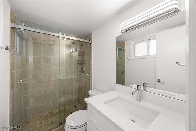 766 Central AVE 204, Naples, FL 34102