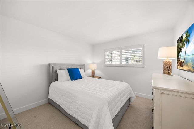 766 Central AVE 204, Naples, FL 34102