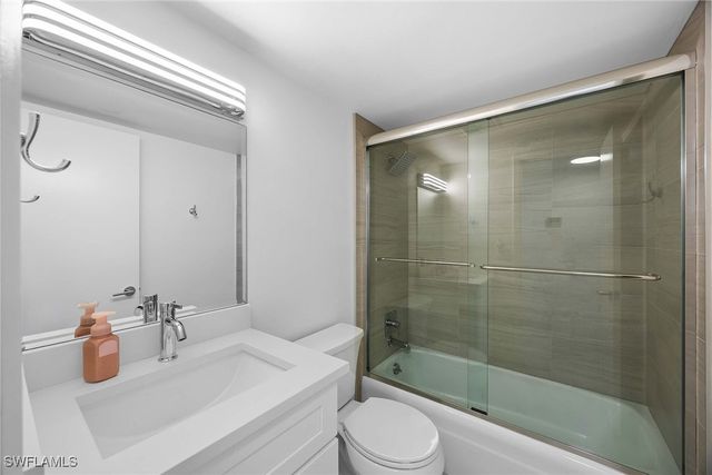 766 Central AVE 204, Naples, FL 34102